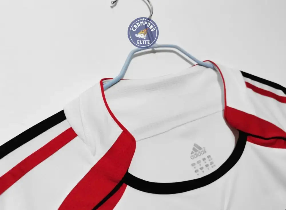 AC Milan 2006/07 Extérieur