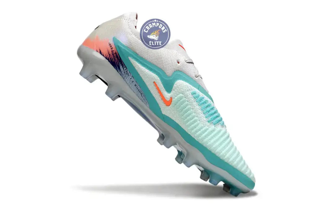 Image of PHANTOM 6 ELITE AG LOW CUT UNITED PACK 002 AG -BLANC/TURQUOISE/VIOLET